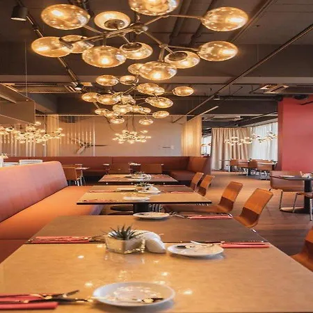 ホテル Amedia Express Graz Airport, Trademark Collection By Wyndham 3*