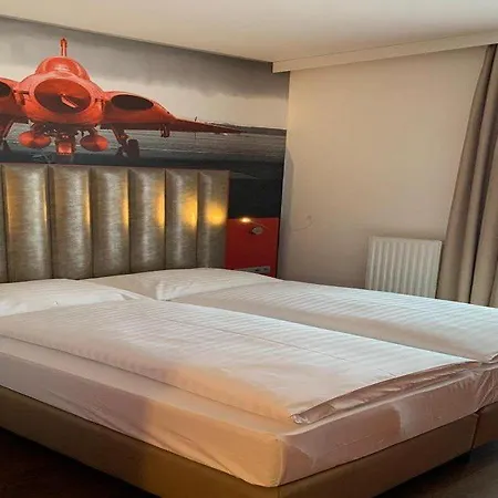 Hotel Dormero Jeho Graz Airport 4*