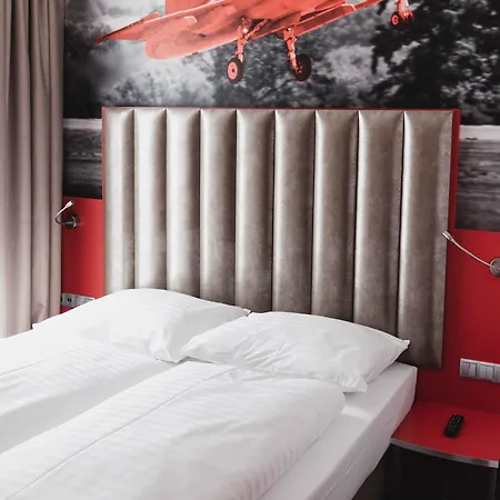 מלון Amedia Express Graz Airport, Trademark Collection By Wyndham 3*