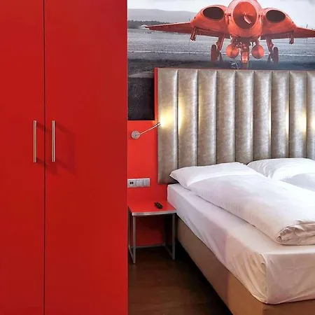 Hotel Dormero Jeho Graz Airport 4*